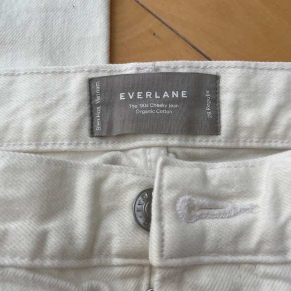 Everlane The ’90s Cheeky® Jean - Picture 3 of 6